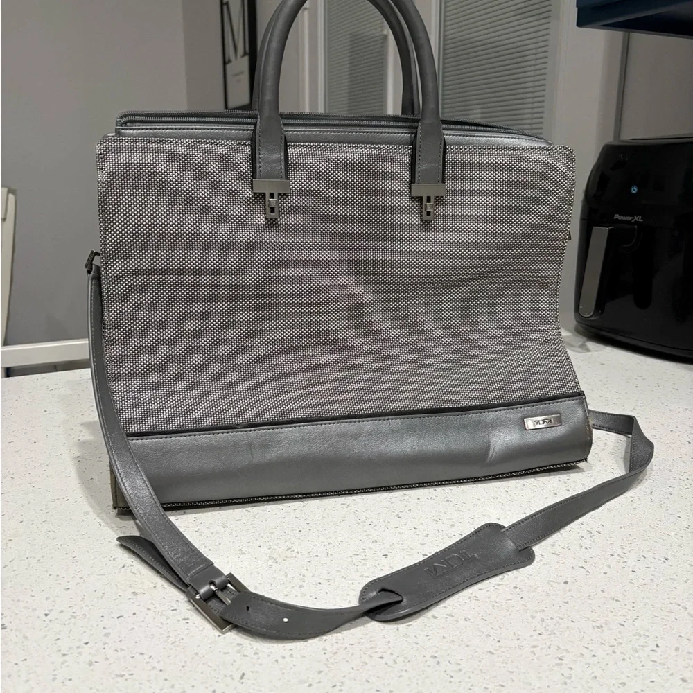 Tumi Gray Textured Men's Briefcase with Shoulder Strap